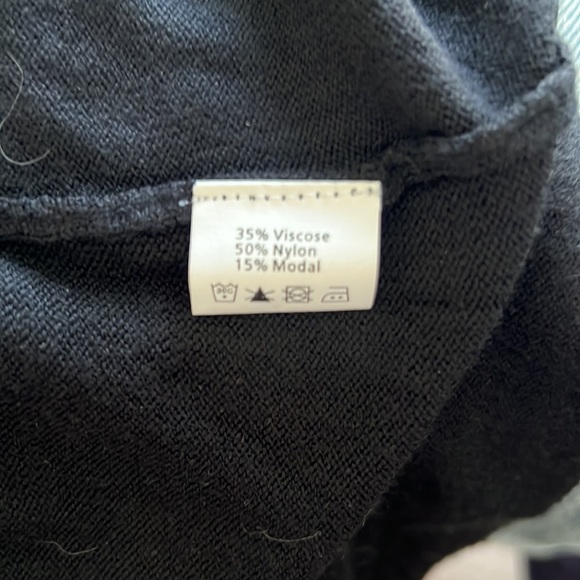 Patty Boutik sweater - Picture 8 of 9